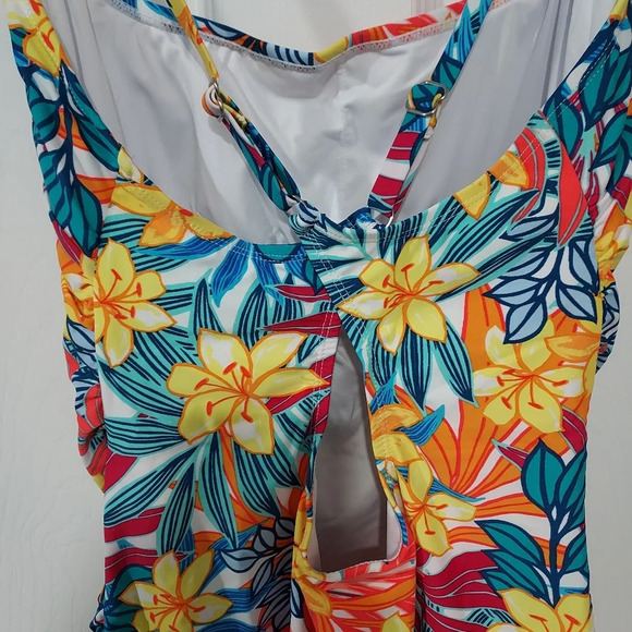 NWT Caribbean Joe Paradise Multi Standard Shirred One Piece Swimsuit in Size 16 - Picture 9 of 12